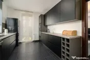 Casă ideală pentru familie–4 camere, curte amenajată... 