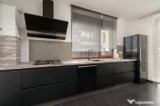 Casă ideală pentru familie–4 camere, curte amenajată... 