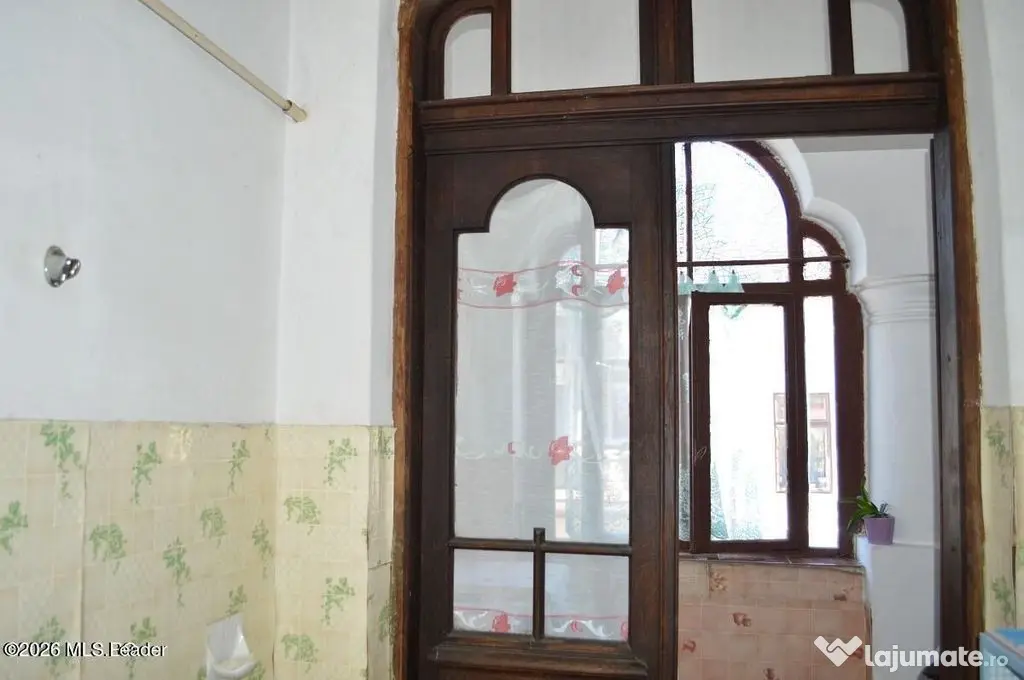Curtea de Arges - Ultracentral - Casa autentica 180 mp, T...
