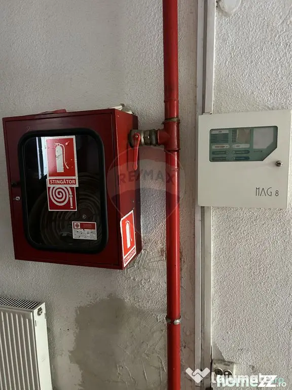 Pensiune cu 10 camere de vânzare în zona Centrala din B...
