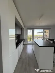 Aradului - 2 Camere - Etaj intermediar cu LIFT - Spatios - V
