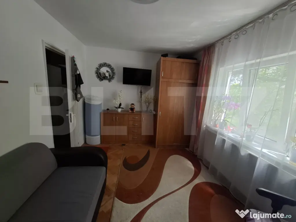Apartament de vanzare cu 2 camere,52 mp,zona micro 16