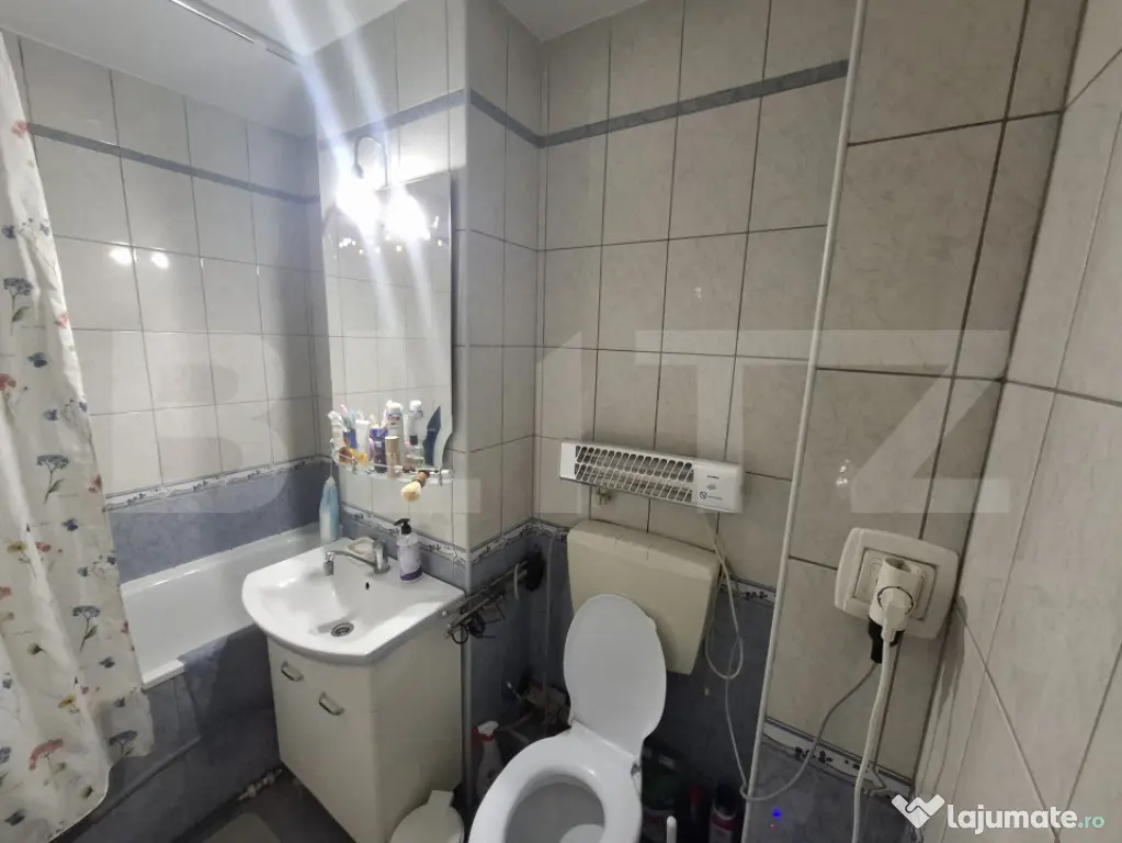 Apartament de vanzare cu 2 camere,52 mp,zona micro 16