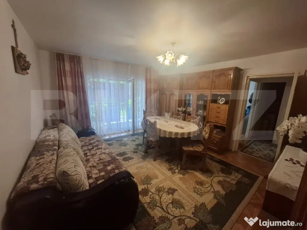 Apartament de vanzare cu 2 camere,52 mp,zona micro 16