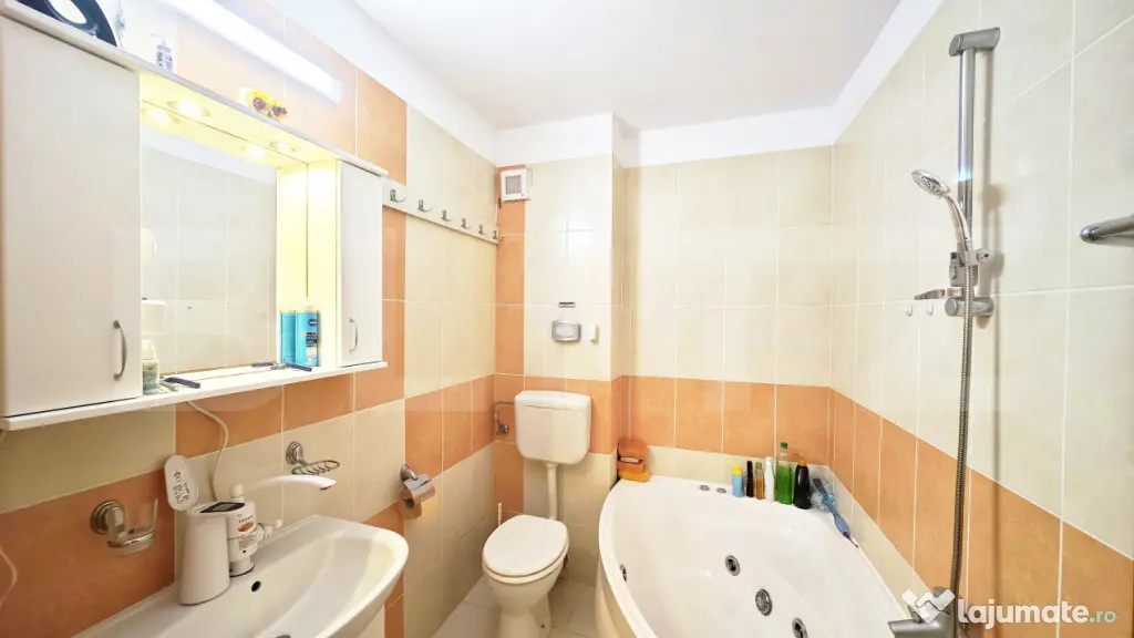 Apartament cu 3 camere, decomandat, 2 bai | Lotus