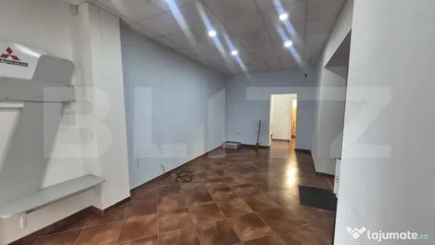 Spatiu comercial de inchiriat, 48,59 mp, Micro 16
