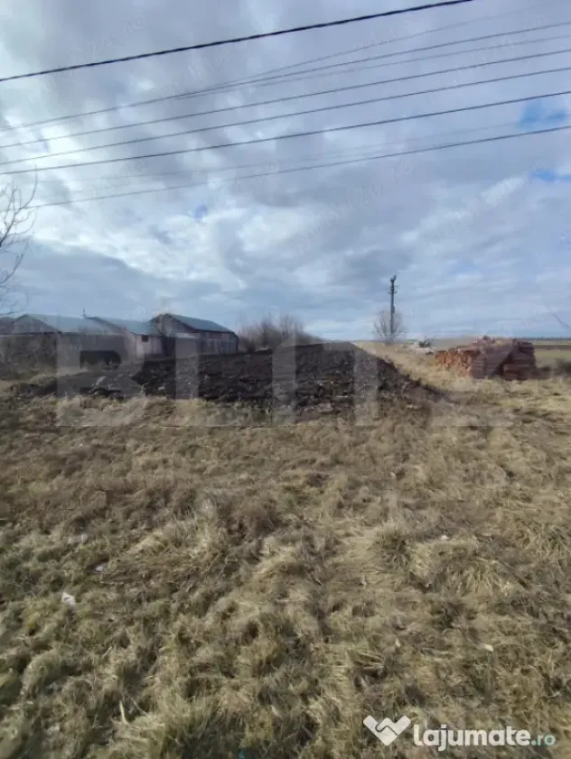Teren de vânzare intravilan, 75 ari, Vornicenii Mici, com.
