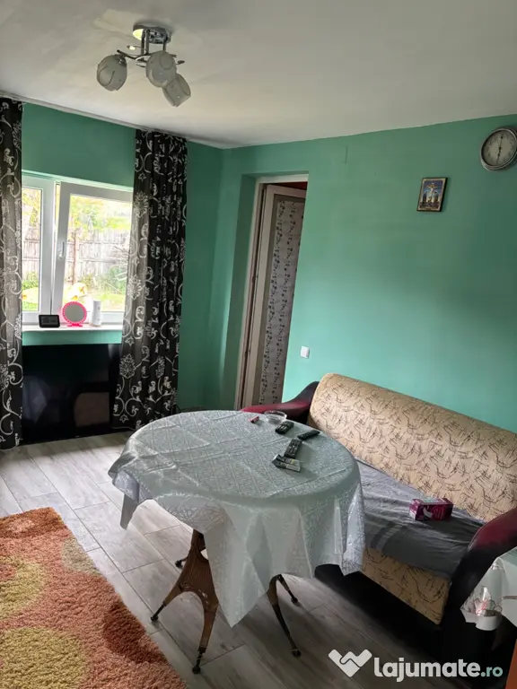 Casă de vânzare