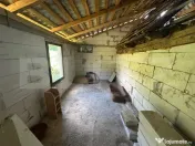 Casa batraneasca renovabila cu teren 22 ari , 10km de Bistri 
