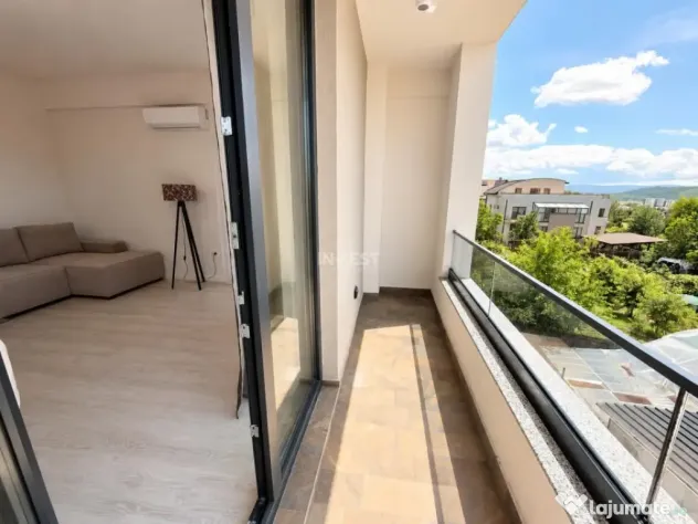 Apartament 2 camere, decomandat, la prima închiriere – Bl