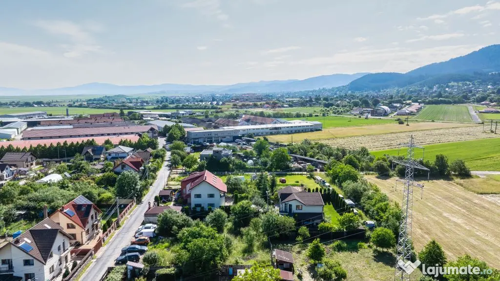 Teren intravilan de vânzare – 876 mp, Săcele, Strada ...