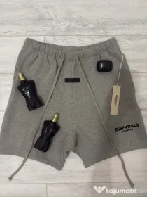 Pantaloni scurți Essentials