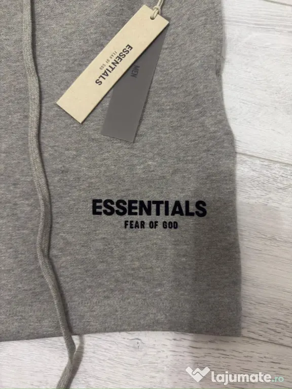 Pantaloni scurți Essentials