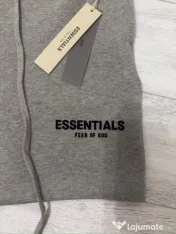 Pantaloni scurți Essentials