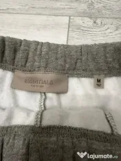 Pantaloni scurți Essentials