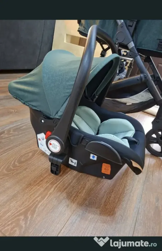 Cărucior Chipolino Amore 3 în 1 + Scaun Auto I-Size, Stare Excelentă