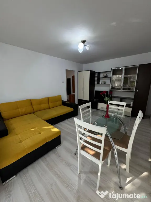 Proprietar închiriez apart. 2 camere renovat recent etaj 2 - zona Orizont
