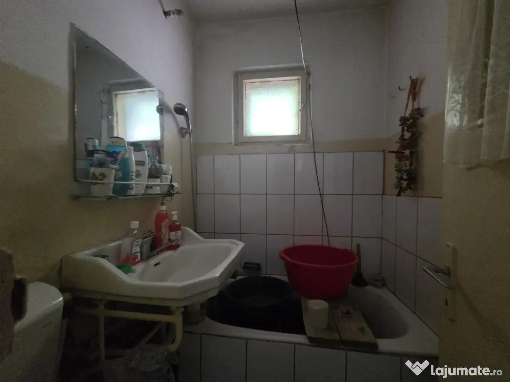 Apartament 2 camere | Zona Crâng | Etaj 1 | pret Neg.