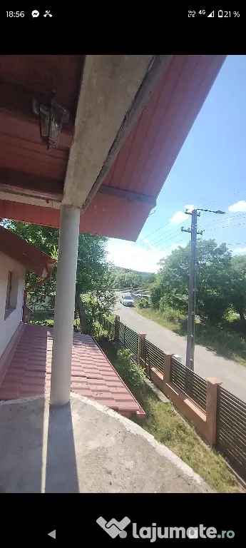 Casă de vânzare