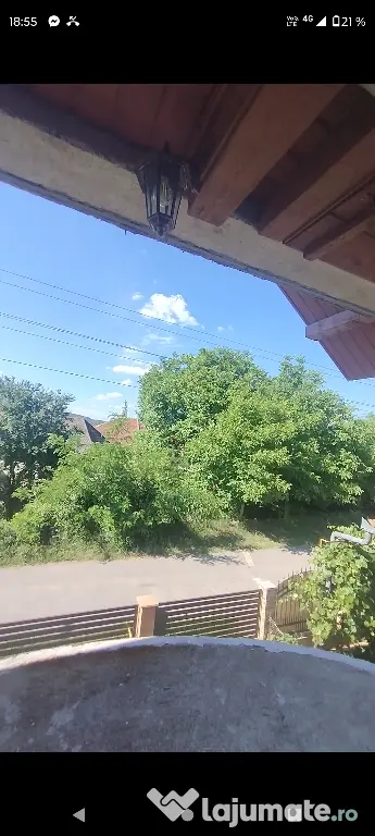 Casă de vânzare