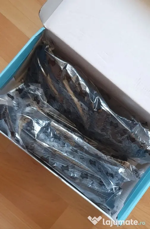 Pantofi negri din piele - Akadia