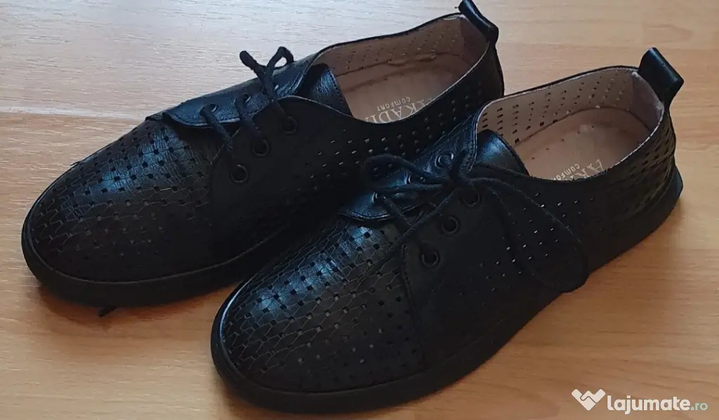 Pantofi negri din piele - Akadia