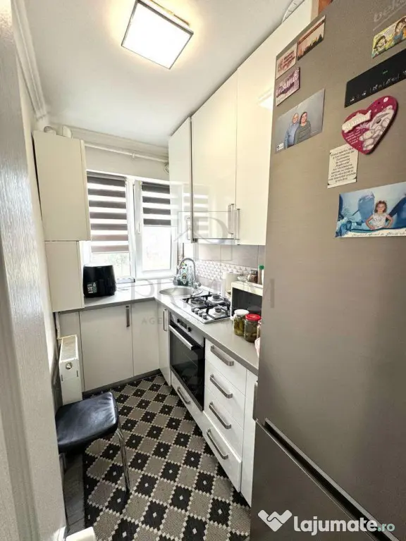 CETATII - ETAJ 1 - RENOVAT - 3 CAMERE - CENTRALA PROPRIE - C