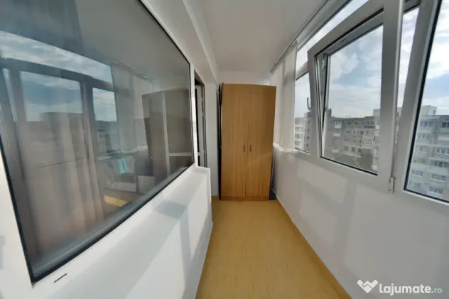 Chirie apartement 3 camere PROPRIETAR et.9 din 10 decomodat