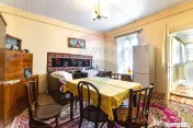 Casă tradițională cu teren de 1.995 mp în Jibert, | C...