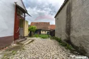 Casă tradițională cu teren de 1.995 mp în Jibert, | C...