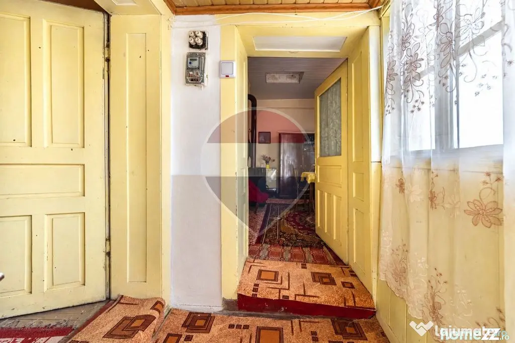 Casă tradițională cu teren de 1.995 mp în Jibert, | COMISION 0% - Jibert (Brasov)