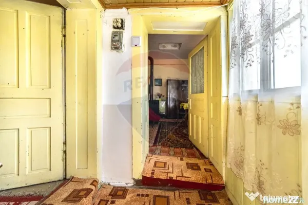 Casă tradițională cu teren de 1.995 mp în Jibert, | C...