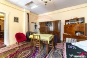 Casă tradițională cu teren de 1.995 mp în Jibert, | C...