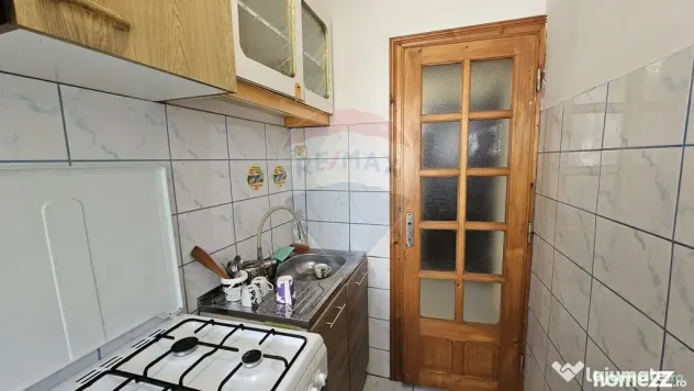 Apartament cu 2 camere, etaj 1 în zona George Enescu, Su...