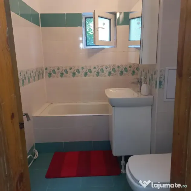 ÎNCHIRIEZ APARTAMENT 2 CAMERE