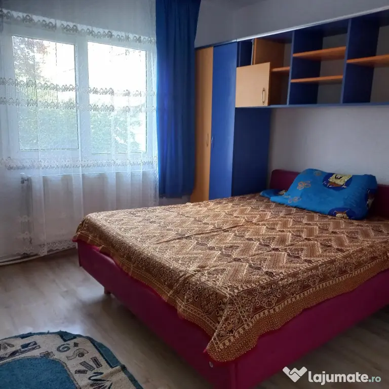 ÎNCHIRIEZ APARTAMENT 2 CAMERE