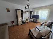 Apartament de vânzare | Zona TÂRGU CUCU | semidecomandat,