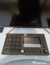 AKAI MPC Live (Aparat Productie Muzica)