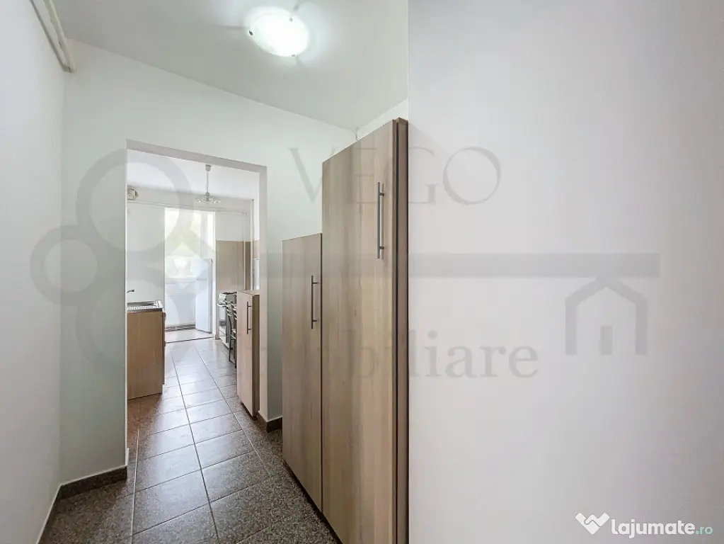 Apartament 2 camere decomandate, etaj intermediar, Grigoresc