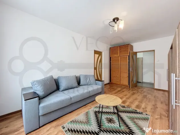 Apartament 2 camere decomandate, etaj intermediar, Grigoresc