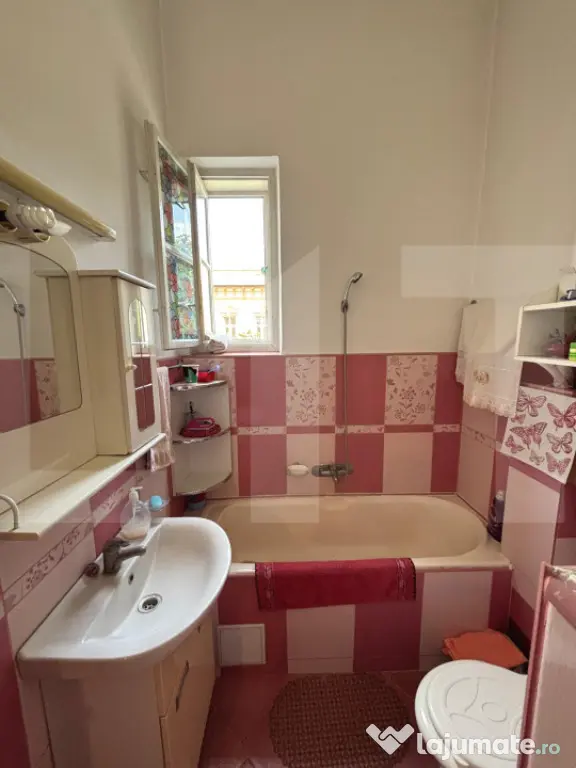 Apartament de patrimoniu în inima Aradului, 209 mp CF, Etaj