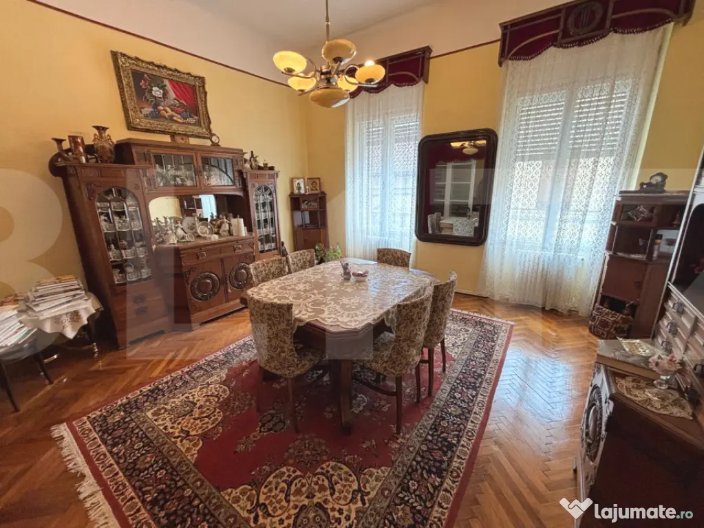 Apartament de patrimoniu în inima Aradului, 209 mp CF, Etaj
