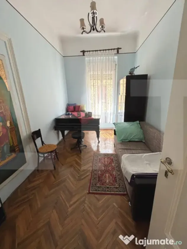 Apartament de patrimoniu în inima Aradului, 209 mp CF, Etaj