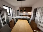 Apartament 4 camere in zona ULTRACENTRALA , garaj inclus + 1 