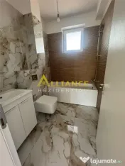 Apartament 2 camere tip Studio 75 mp curte proprie 
