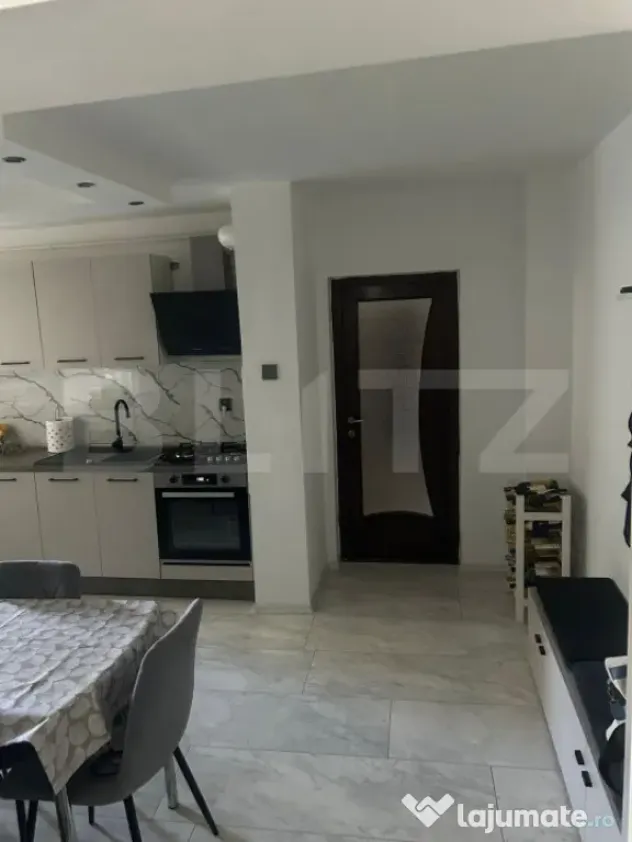 Apartament 3 camere,70 mp,zona Careiului