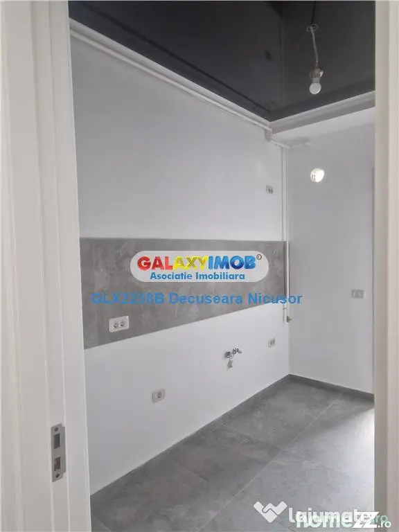 Garsoniera cu loc de parcare Militari Residence 300 euro