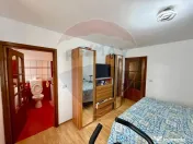 Casă / Vilă cu 4 camere de vânzare 