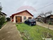 Casă / Vilă cu 4 camere de vânzare 