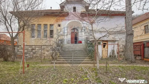 Comision 0% | Garsonieră la casă, curte comună– Mate... - Brasov (Brasov)
